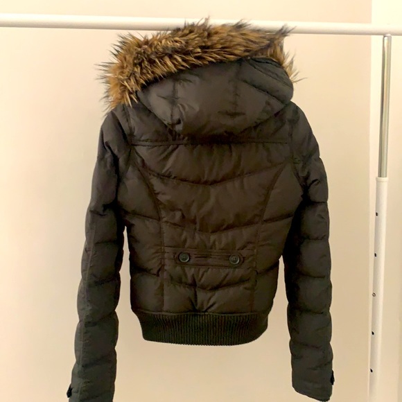 Women’s Jacket - Picture 2 of 6